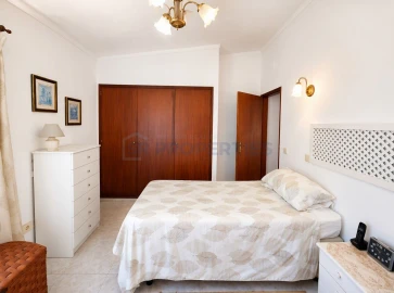 Moradia T2 para Venda em Quarteira