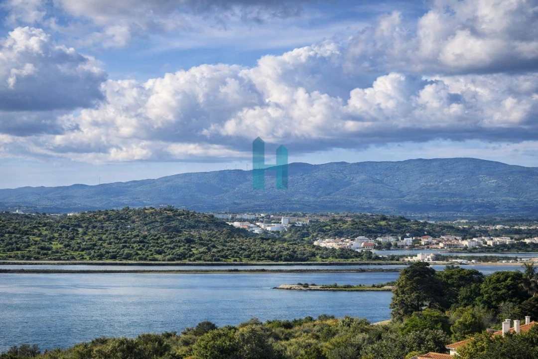 Apartamento T2 para Venda em Estômbar e Parchal Foto 14