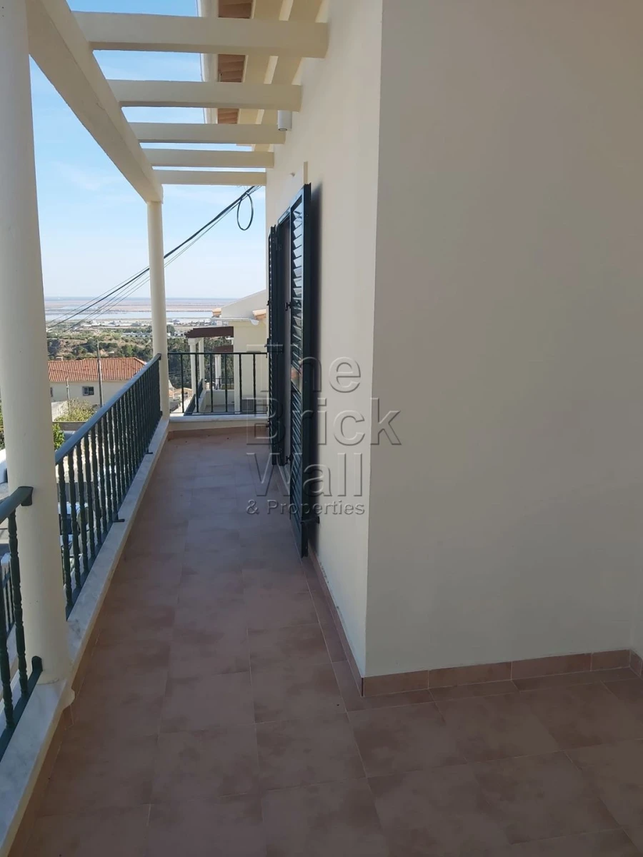 Moradia T3 para Venda em Alverca do Ribatejo e Sobralinho Foto 2