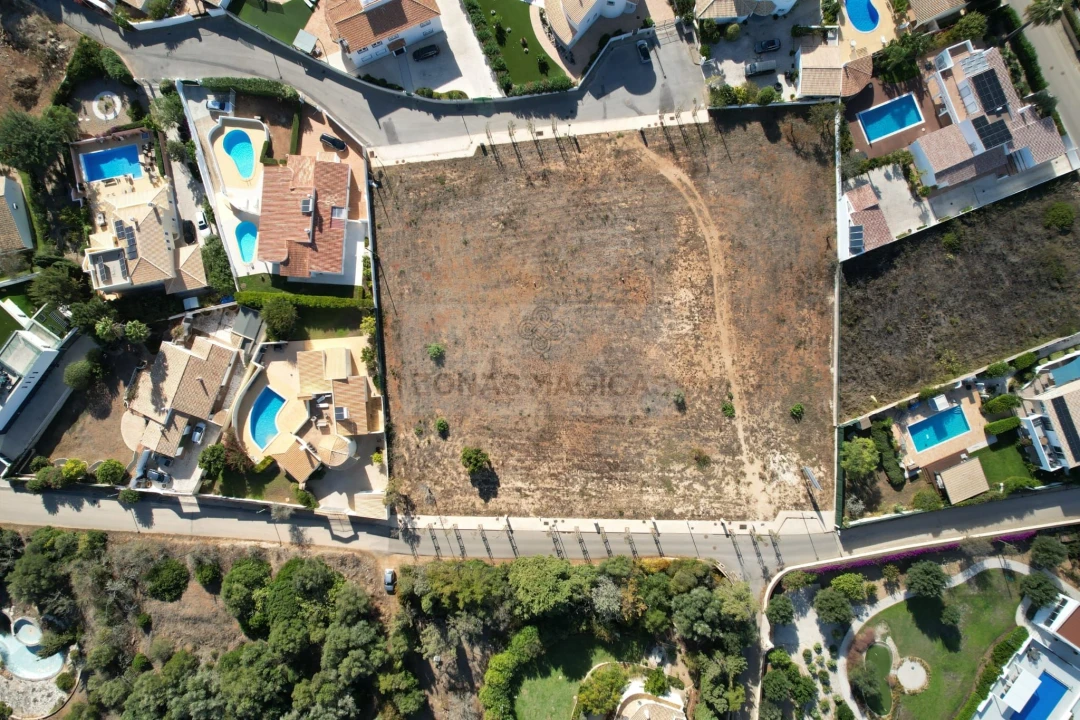 Terreno para Venda em Luz Foto 4