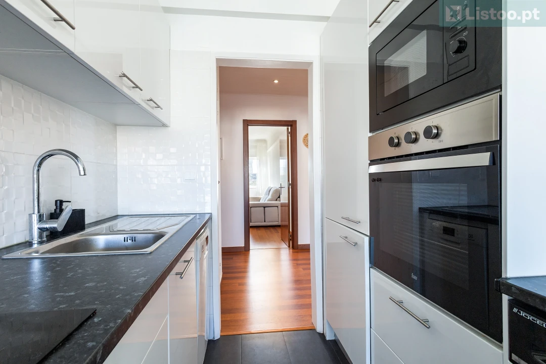 Apartamento T2 para Venda em São Domingos de Rana Foto 14