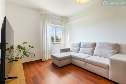 Apartamento T2 para Venda em São Domingos de Rana