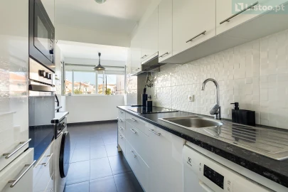 Apartamento T2 para Venda em São Domingos de Rana