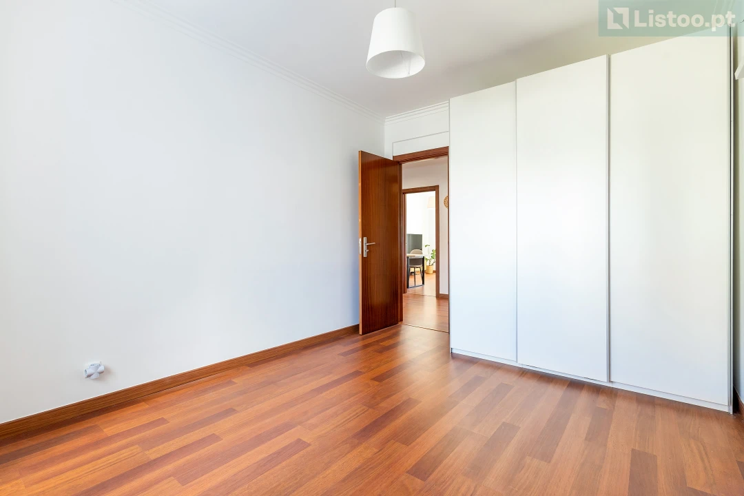Apartamento T2 para Venda em São Domingos de Rana Foto 23