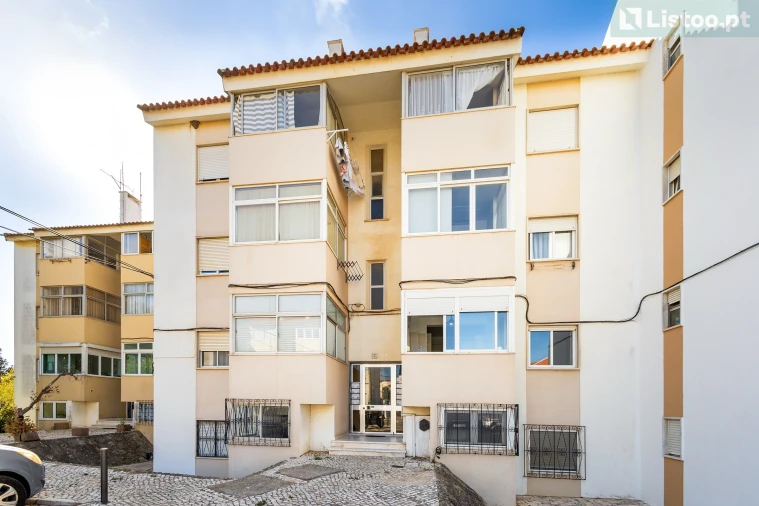 Apartamento T2 para Venda em São Domingos de Rana Foto 25