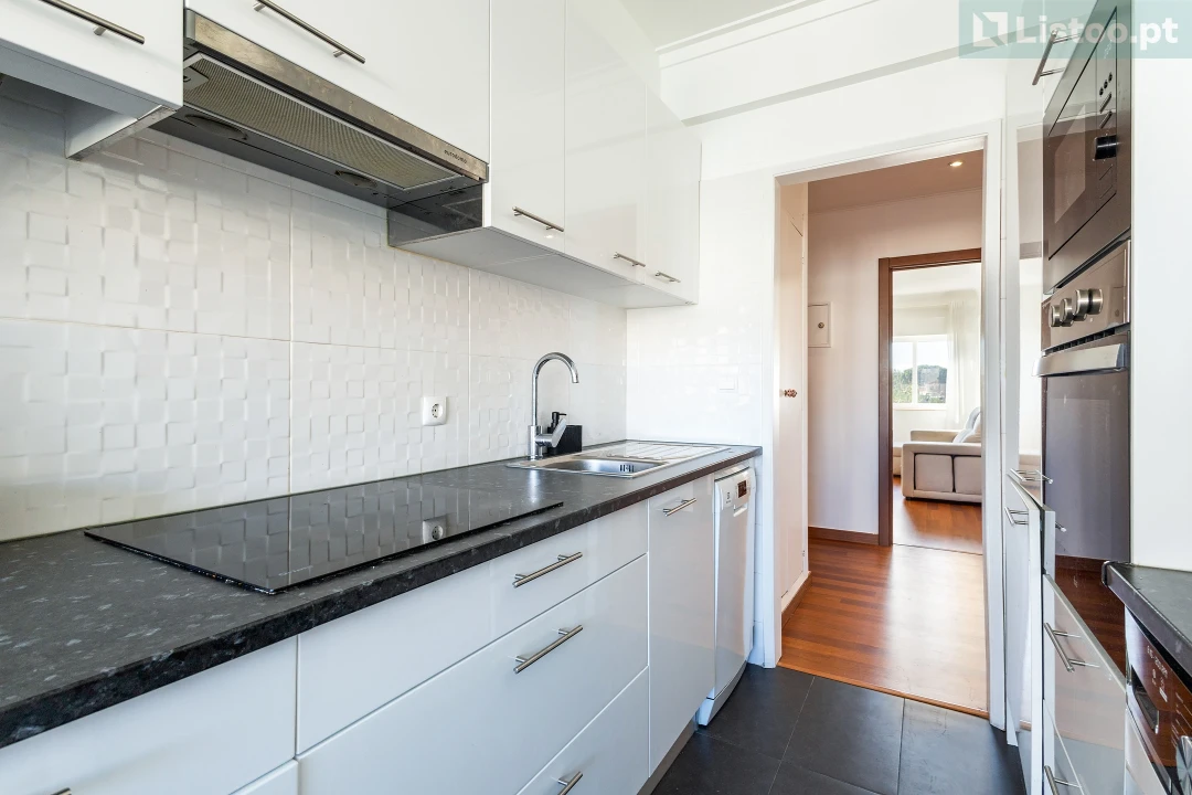 Apartamento T2 para Venda em São Domingos de Rana Foto 13