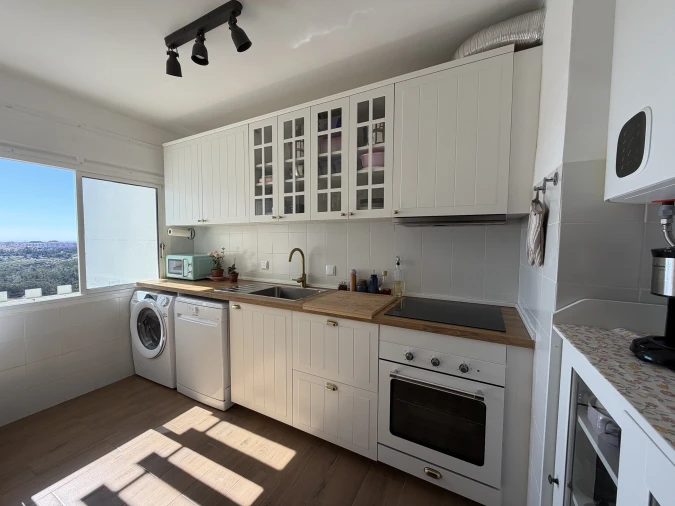 Apartamento T4 para Venda em Agualva e Mira-Sintra Foto 3