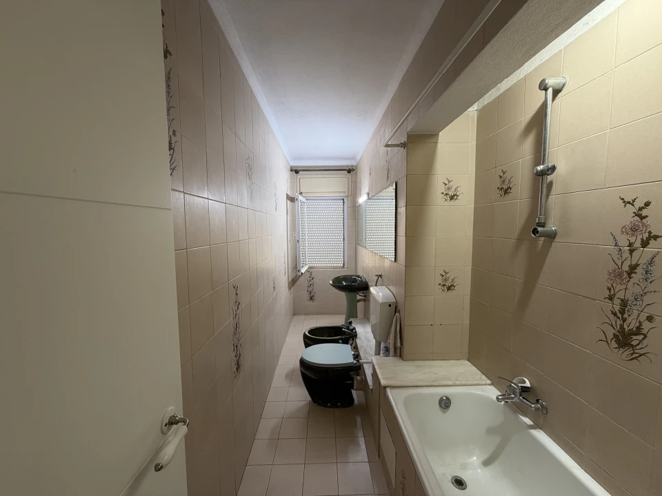 Apartamento T4 para Venda em Agualva e Mira-Sintra Foto 6