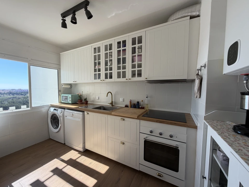 Apartamento T4 para Venda em Agualva e Mira-Sintra Foto 3