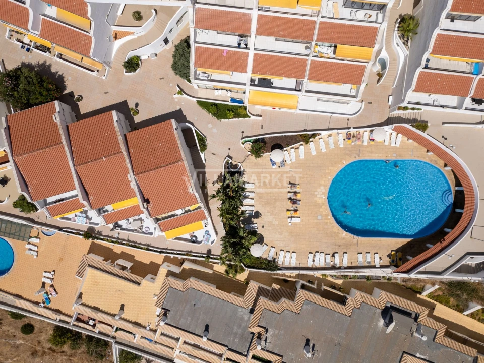 Apartamento T1 para Venda em Albufeira e Olhos de Água Foto 17