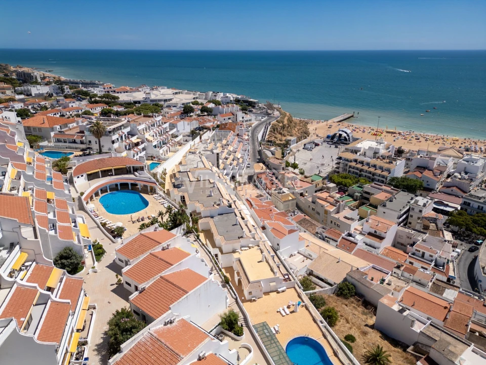 Apartamento T1 para Venda em Albufeira e Olhos de Água Foto 1