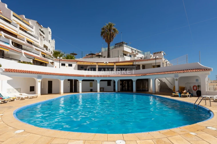 Apartamento T1 para Venda em Albufeira e Olhos de Água Foto 9