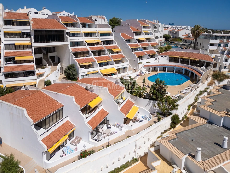 Apartamento T1 para Venda em Albufeira e Olhos de Água Foto 3