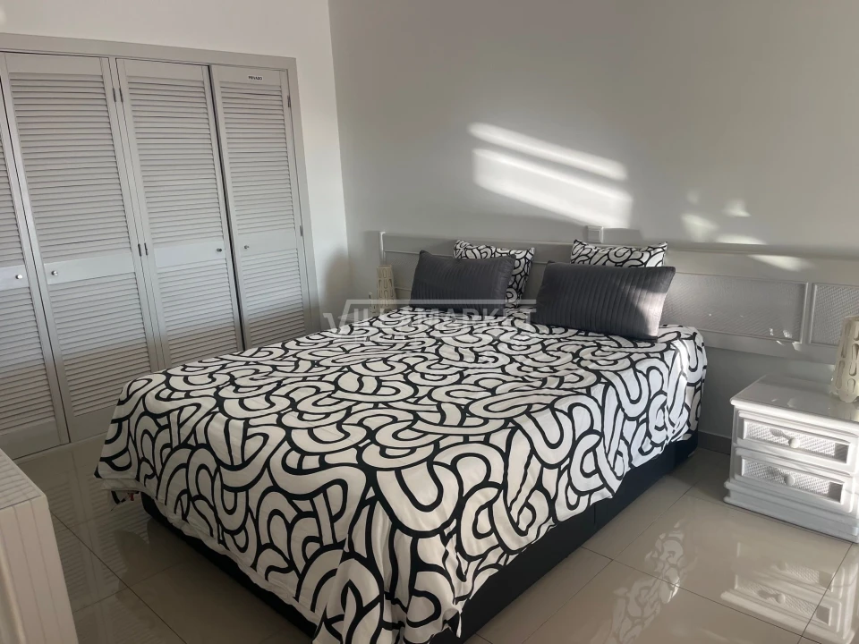 Apartamento T1 para Venda em Albufeira e Olhos de Água Foto 16