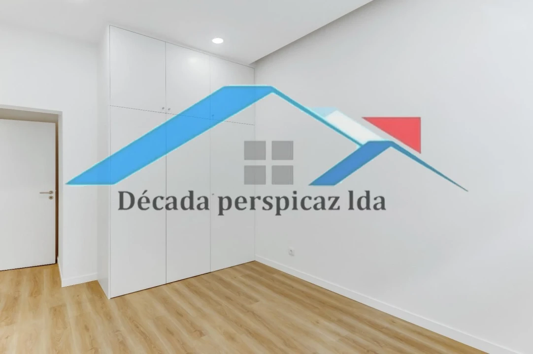 Apartamento T2 para Venda em Penha de França Foto 18