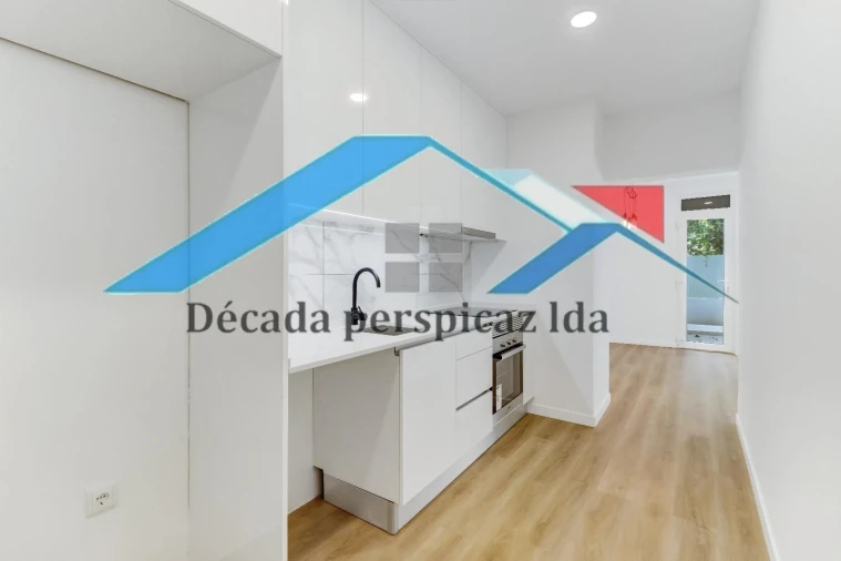 Apartamento T2 para Venda em Penha de França Foto 15