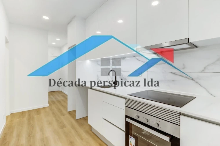 Apartamento T2 para Venda em Penha de França Foto 13