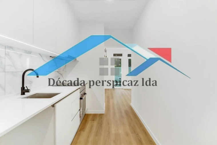 Apartamento T2 para Venda em Penha de França Foto 21