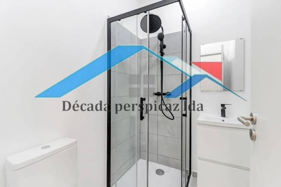 Apartamento T2 para Venda em Penha de França Foto 19