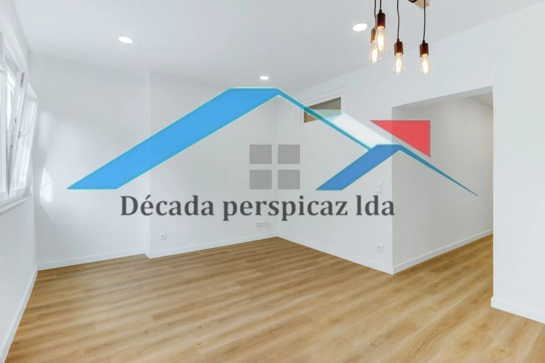Apartamento T2 para Venda em Penha de França Foto 8