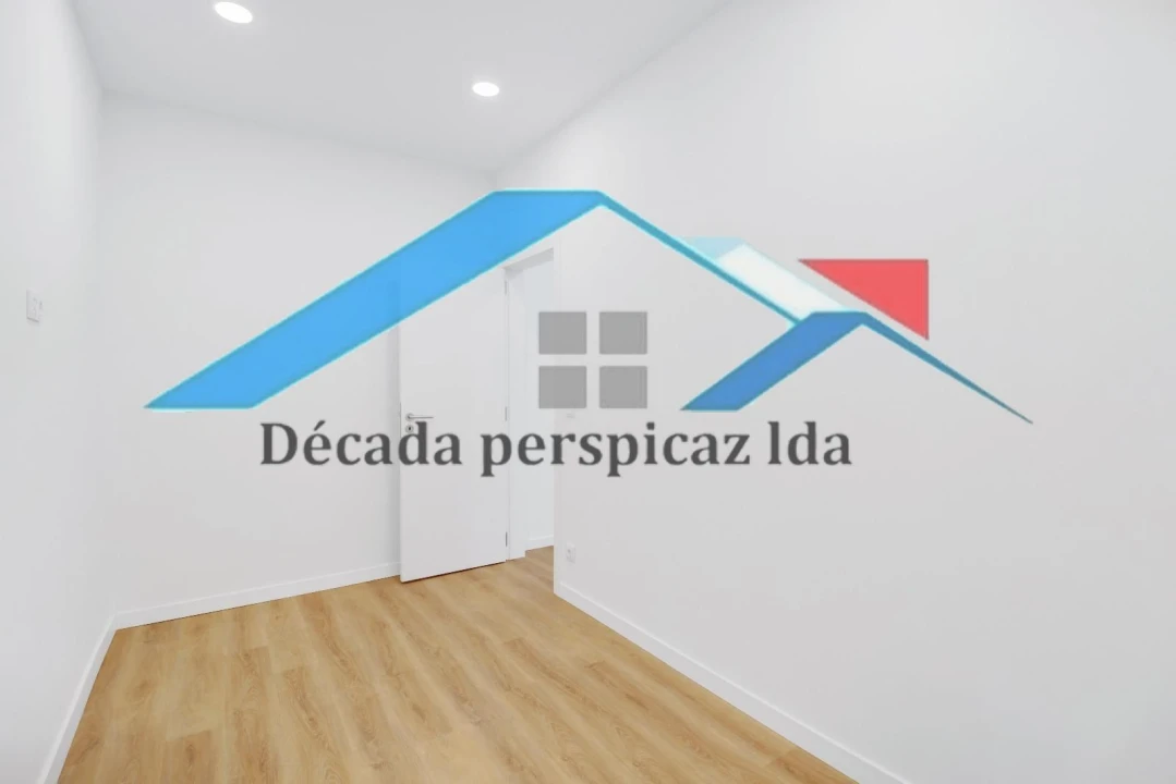 Apartamento T2 para Venda em Penha de França Foto 11