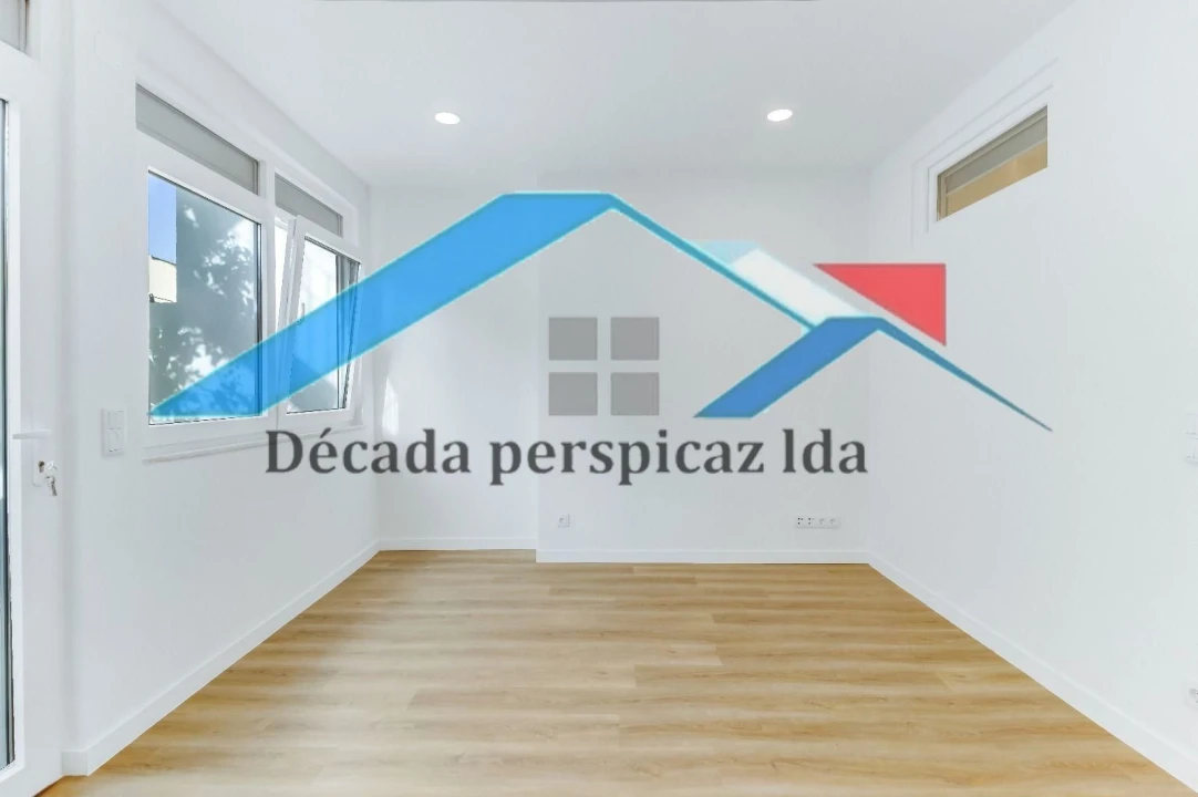 Apartamento T2 para Venda em Penha de França Foto 5
