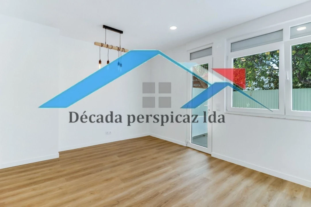 Apartamento T2 para Venda em Penha de França Foto 7
