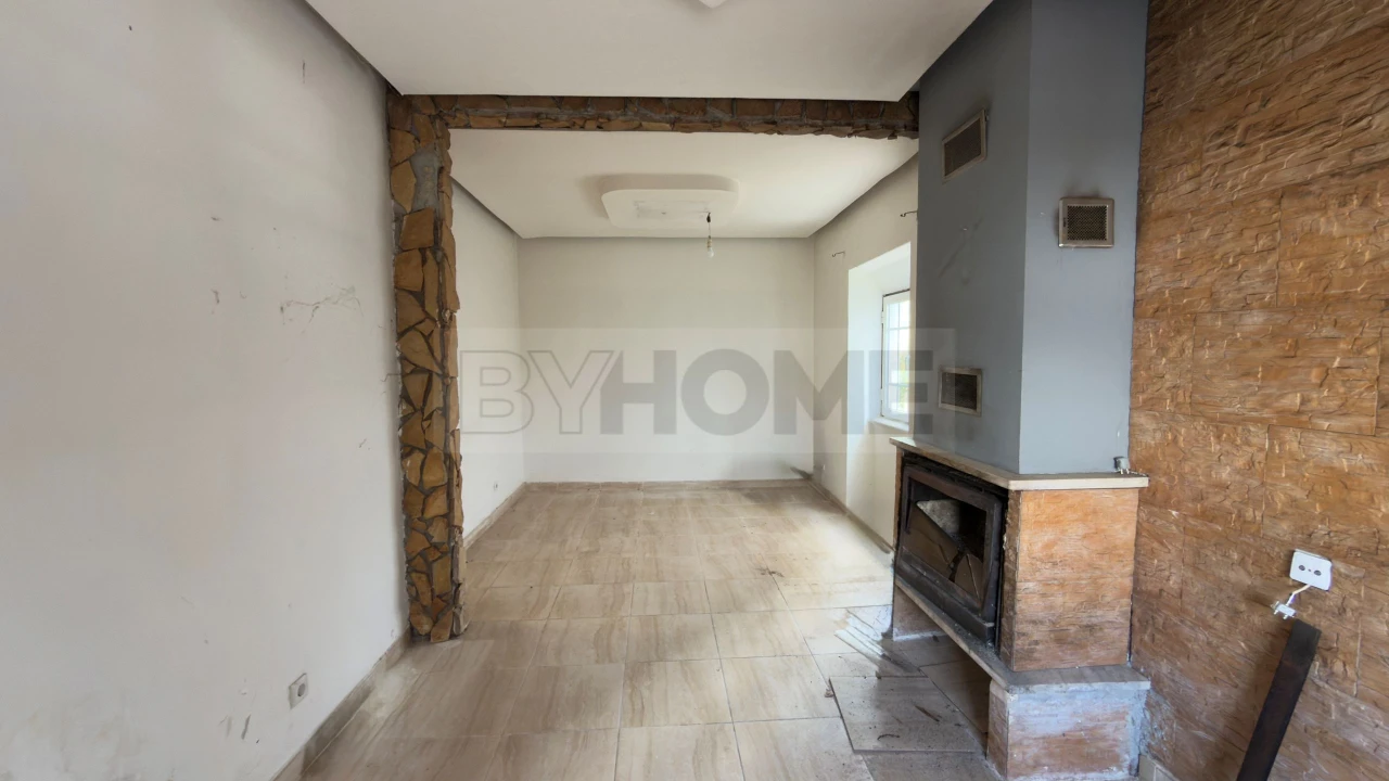 Moradia T3 para Venda em Loures Foto 4