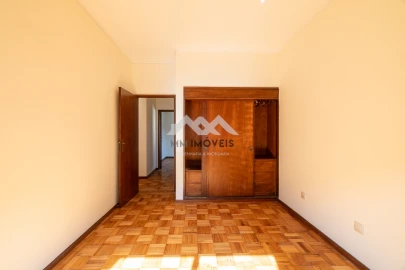 Apartamento T4 para Arrendamento em Bonfim