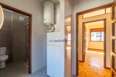 Apartamento T4 para Arrendamento em Bonfim