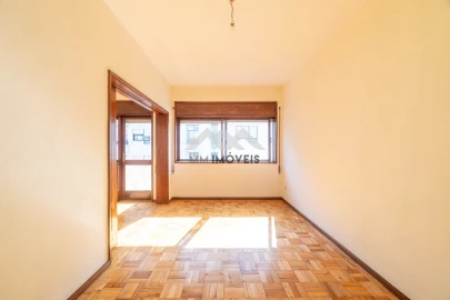 Apartamento T4 para Arrendamento em Bonfim
