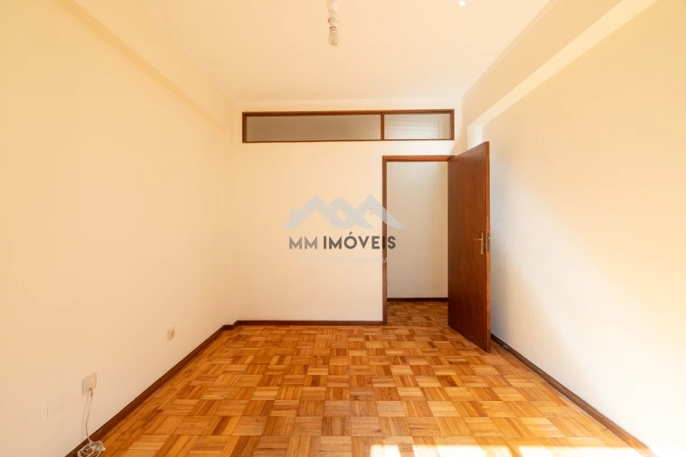 Apartamento T4 para Arrendamento em Bonfim Foto 25