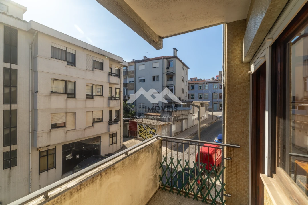Apartamento T4 para Arrendamento em Bonfim Foto 4