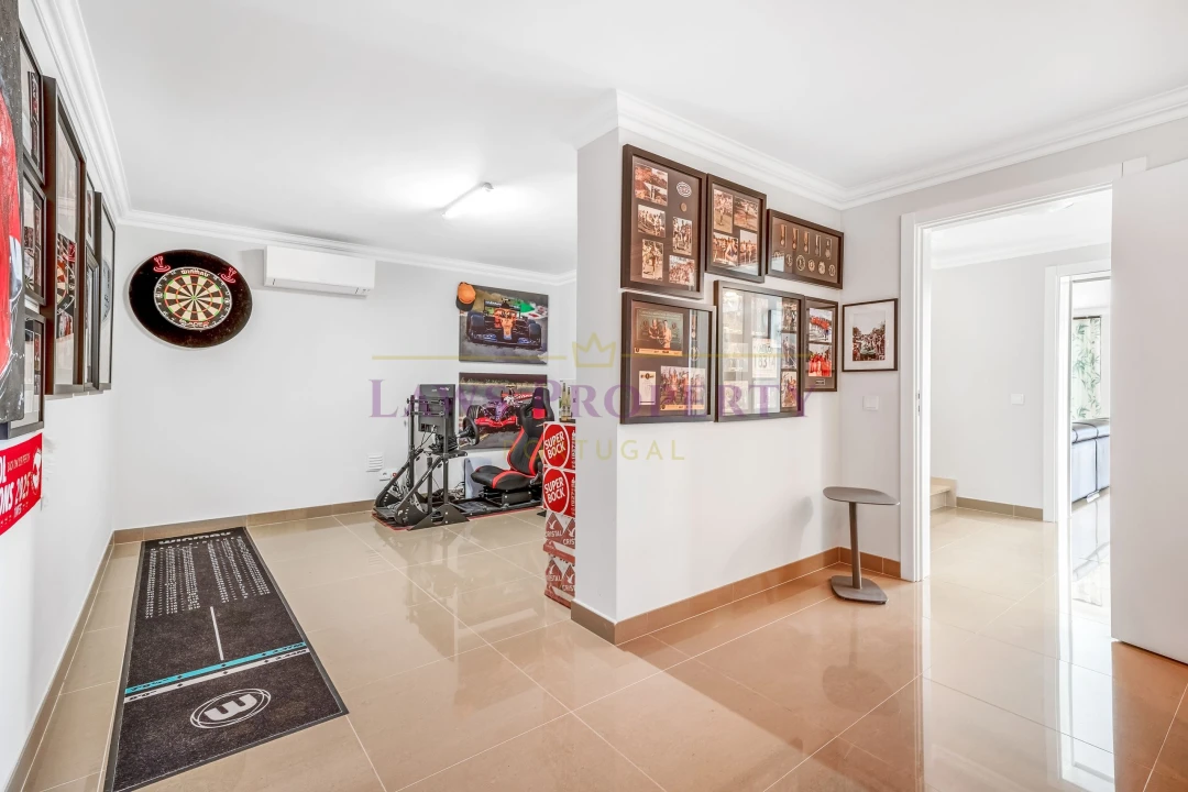 Moradia T4 para Venda em Lagos (São Sebastião e Santa Maria) Foto 34