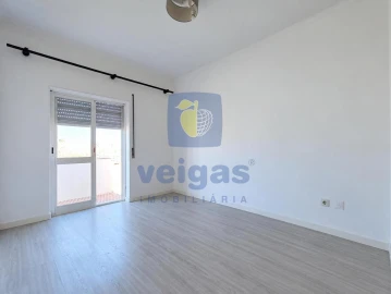 Apartamento T2 para Venda em Alto do Seixalinho, Santo André e Verderena
