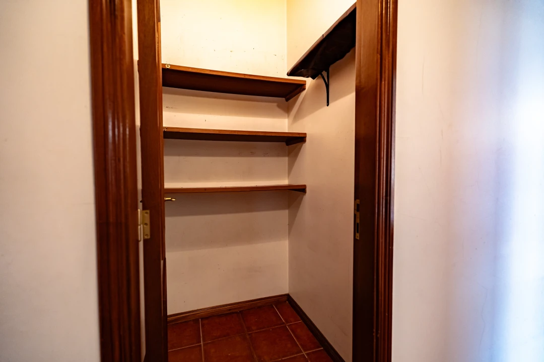 Apartamento T1 para Venda em Santo Antonio dos Olivais Foto 14