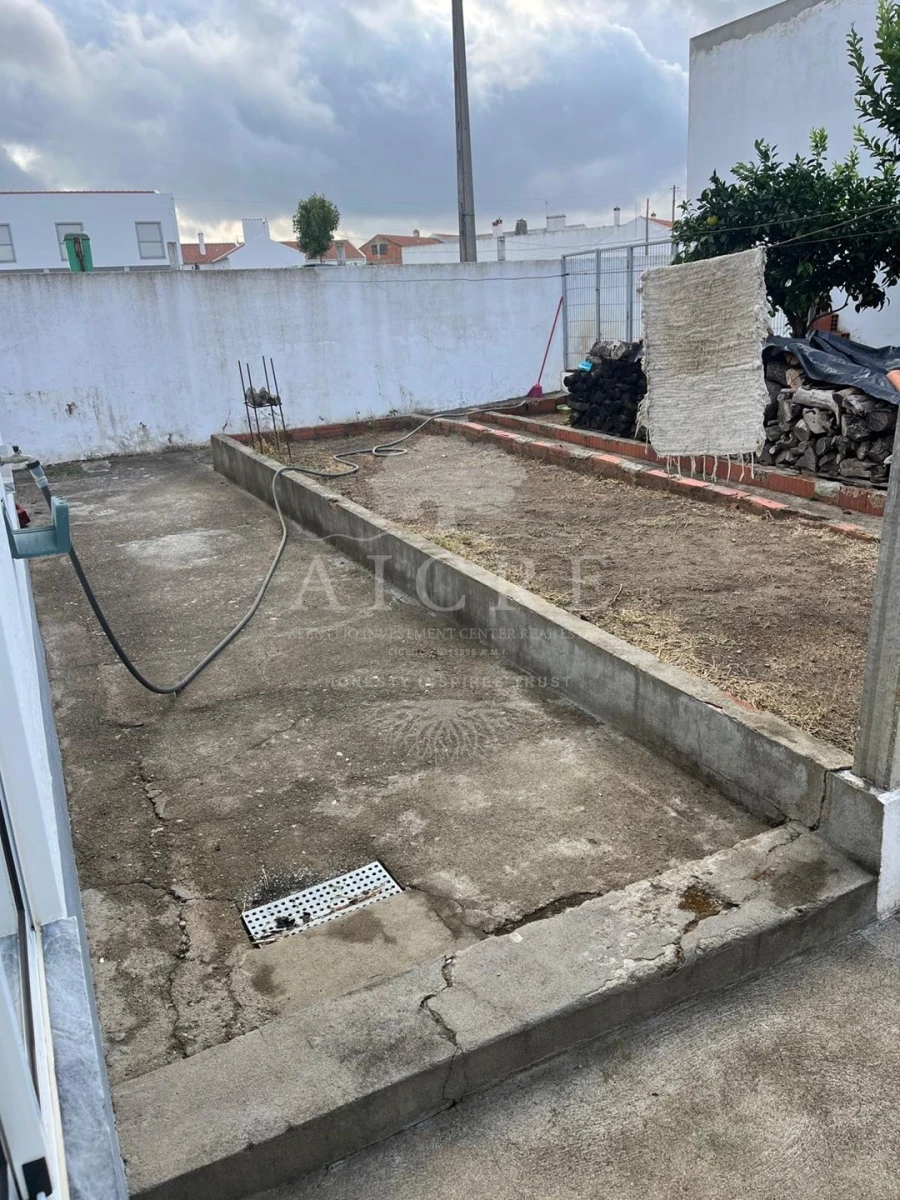 Moradia T2 para Venda em São Manços e São Vicente do Pigeiro Foto 13