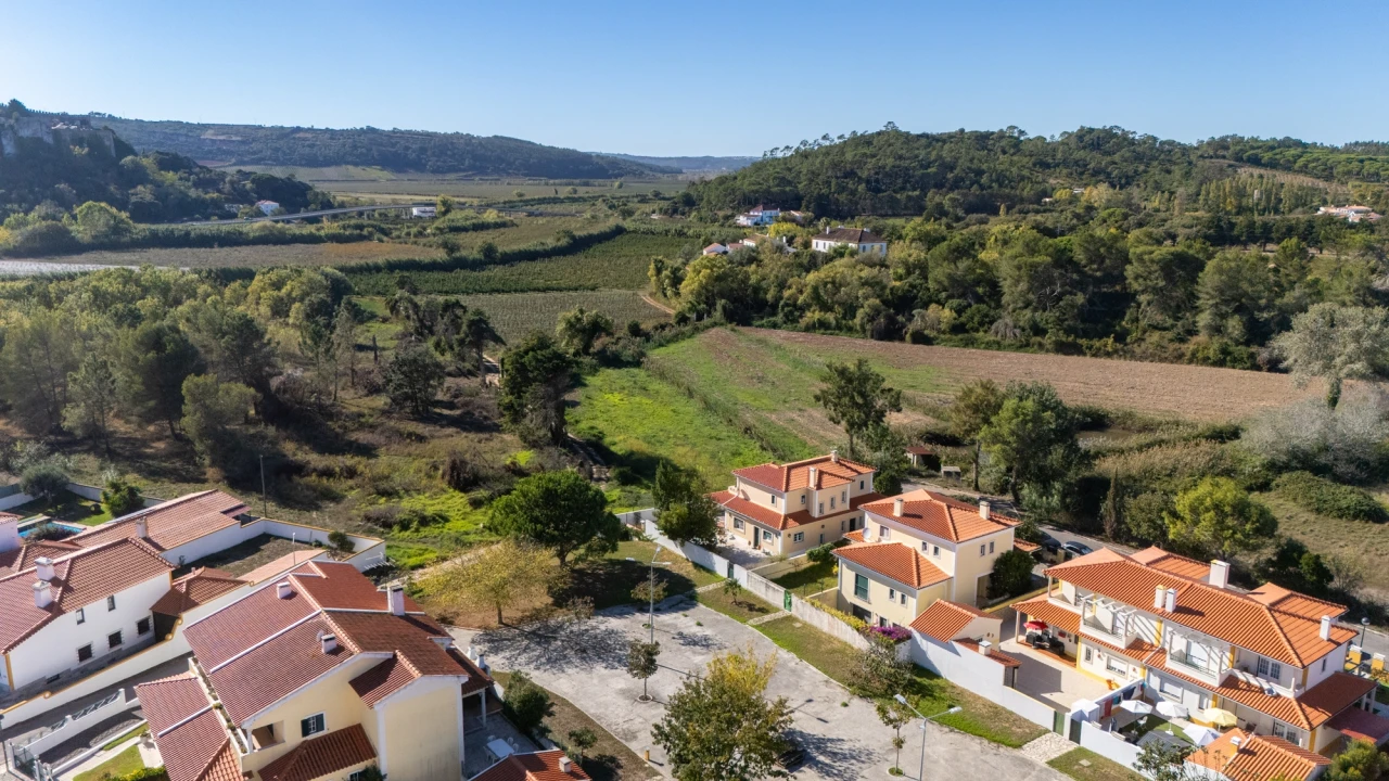Moradia T3 para Venda em Santa Maria, São Pedro e Sobral da Lagoa Foto 39