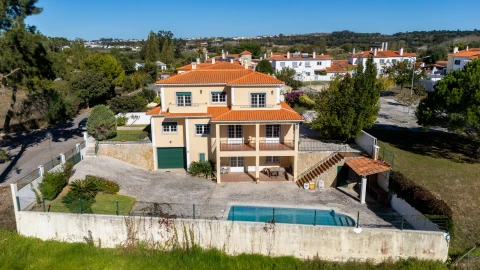Moradia T3 para Venda em Santa Maria, São Pedro e Sobral da Lagoa
