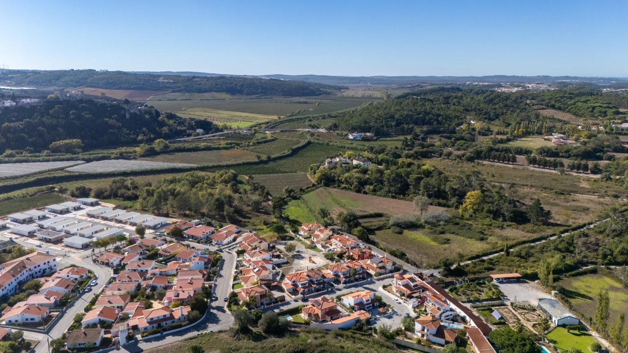 Moradia T3 para Venda em Santa Maria, São Pedro e Sobral da Lagoa Foto 38