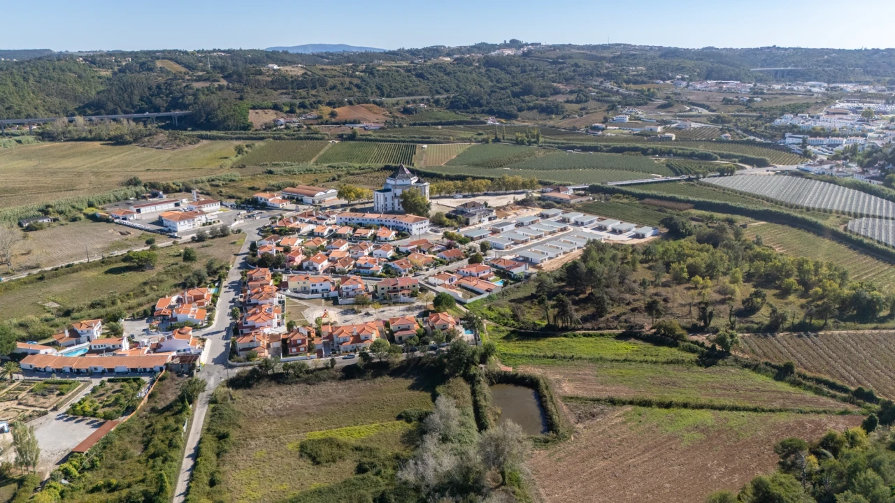 Moradia T3 para Venda em Santa Maria, São Pedro e Sobral da Lagoa Foto 34