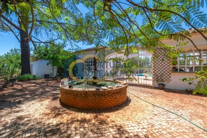 Moradia T5 para Venda em Silves