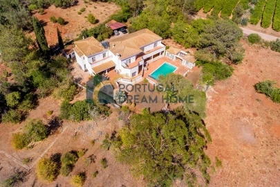 Moradia T5 para Venda em Silves