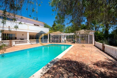 Moradia T5 para Venda em Silves