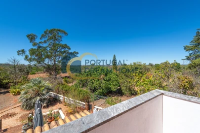 Moradia T5 para Venda em Silves