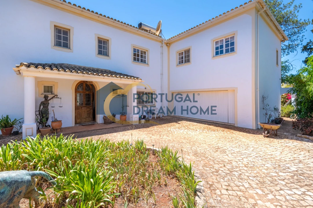 Moradia T5 para Venda em Silves Foto 8