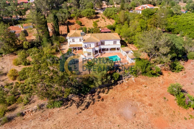 Moradia T5 para Venda em Silves Foto 63