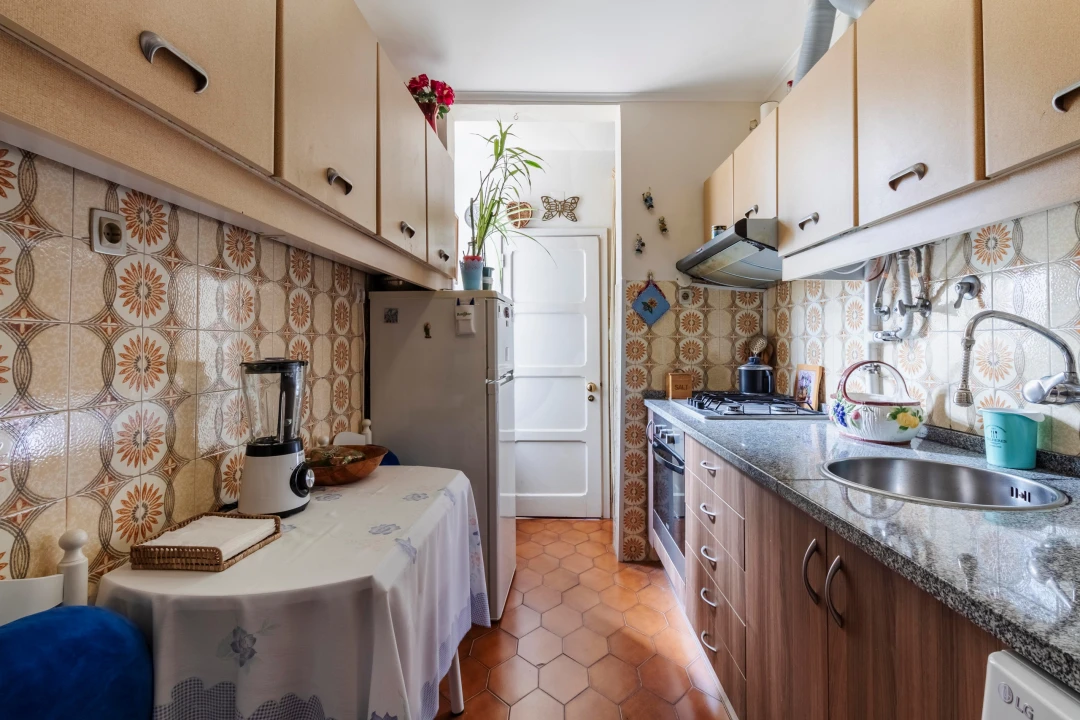 Apartamento T1 para Venda em Arroios Foto 7