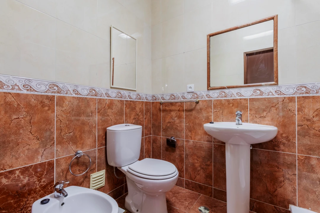Apartamento T1 para Venda em Agualva e Mira-Sintra Foto 6