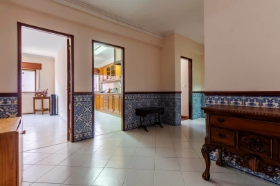 Apartamento T1 para Venda em Agualva e Mira-Sintra